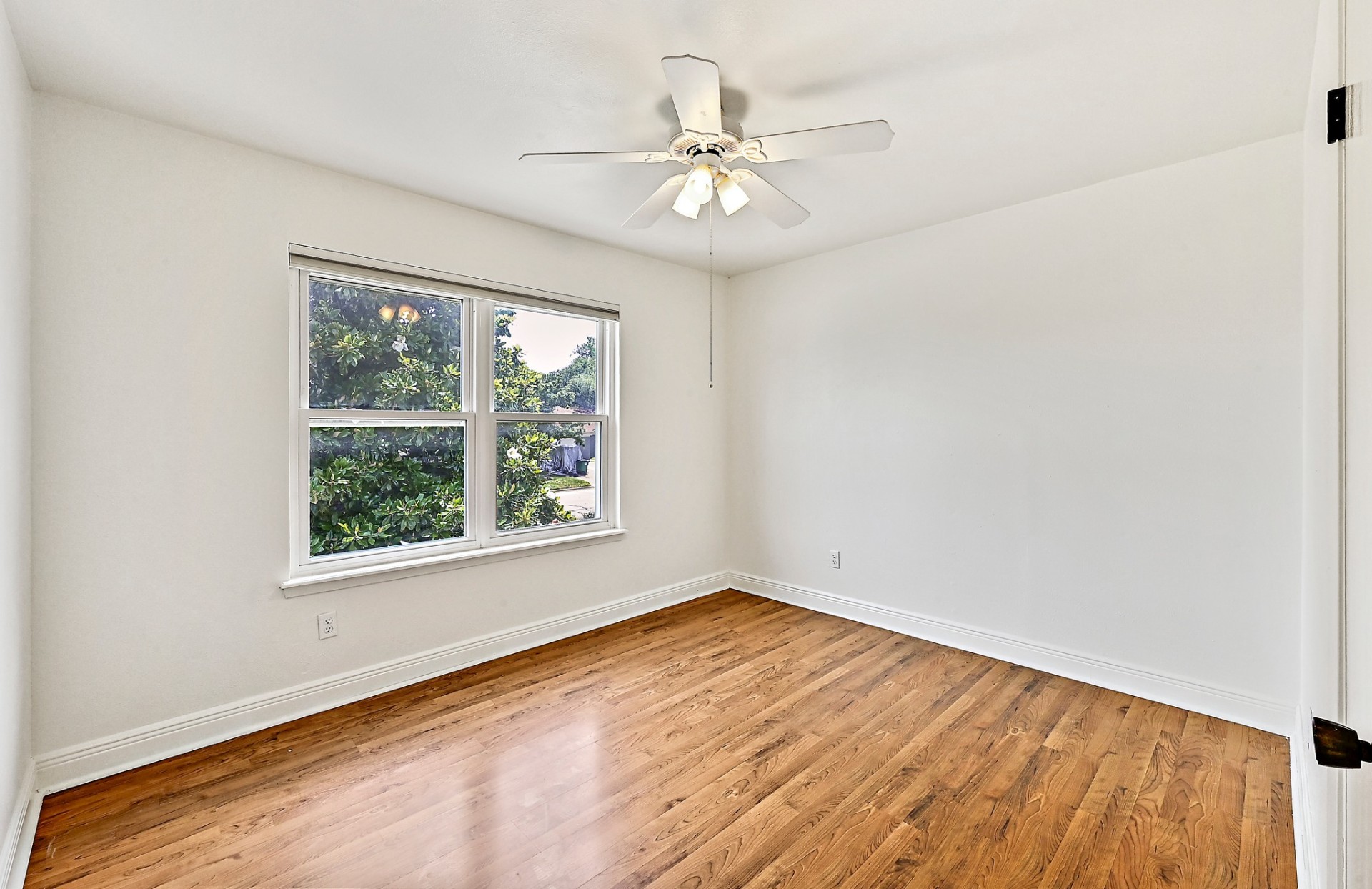 Bedroom — Front — current, vacant