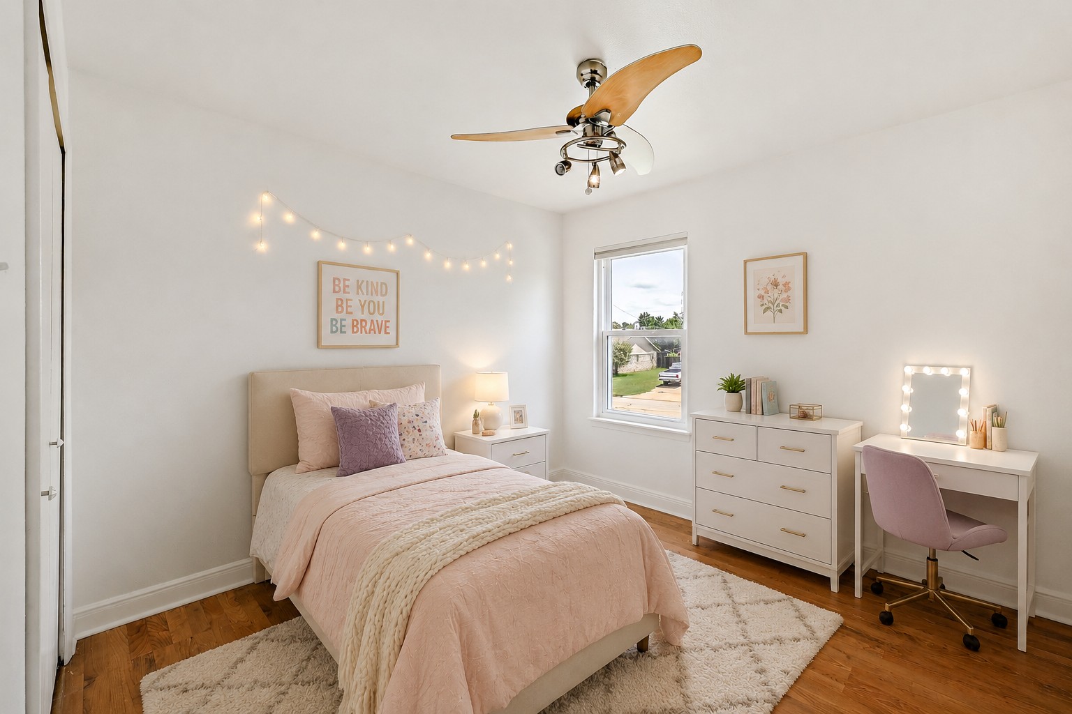 Bedroom — Sunlit — AI staged vision