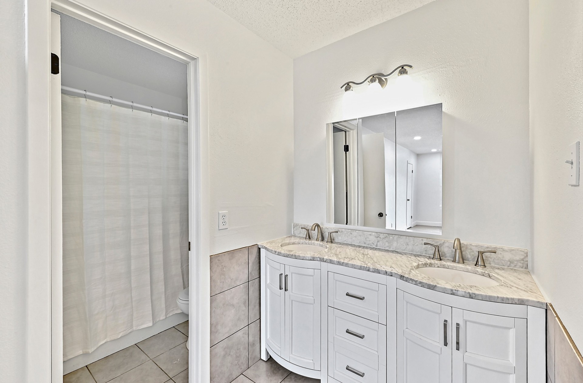 Primary Bath — current, vacant